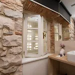 Luxury Split