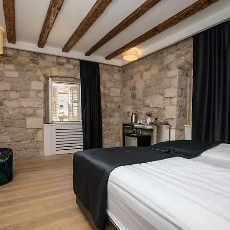 Luxury Couette-café 4*