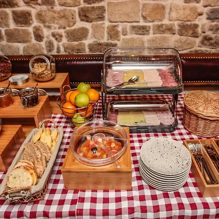 Bed & Breakfast Luxury