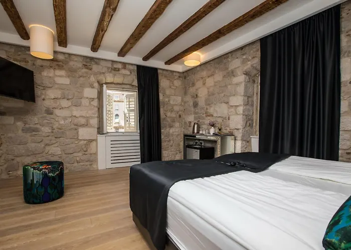 스팔라토 럭셔리 룸스 B&B 4*
